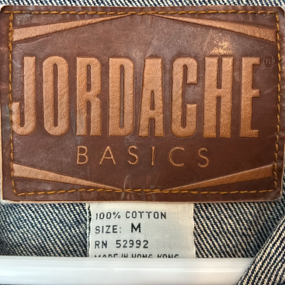 Vintage Jordache blue denim jean jacket. Size M - Picture 3 of 5